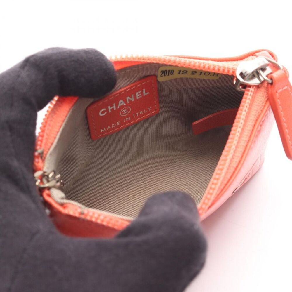 Chanel Leather Coin Case with Keyring - Picture 2 of 8